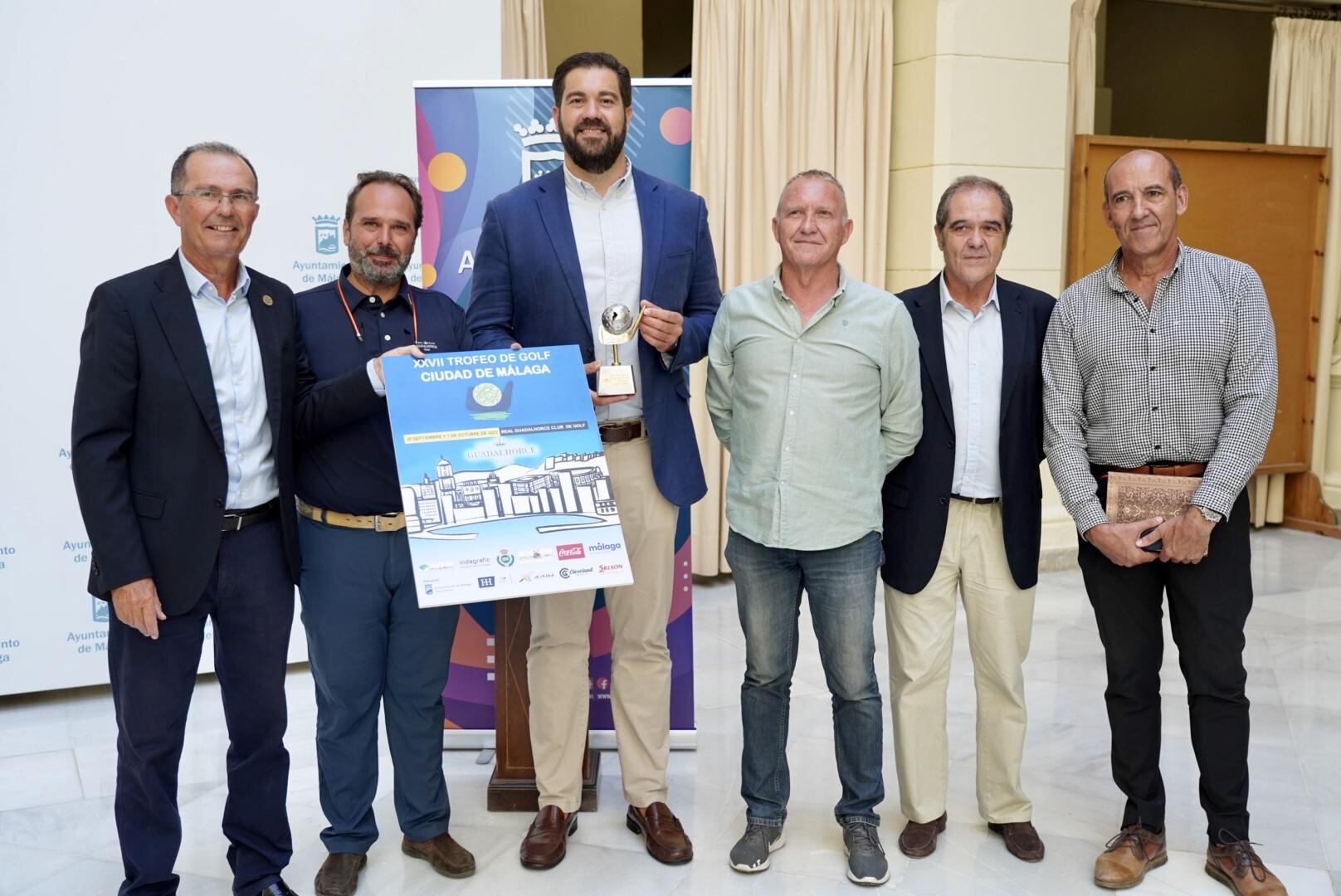 El trofeo Ciudad de Málaga de golf presentado en el Ayuntamiento de Málaga