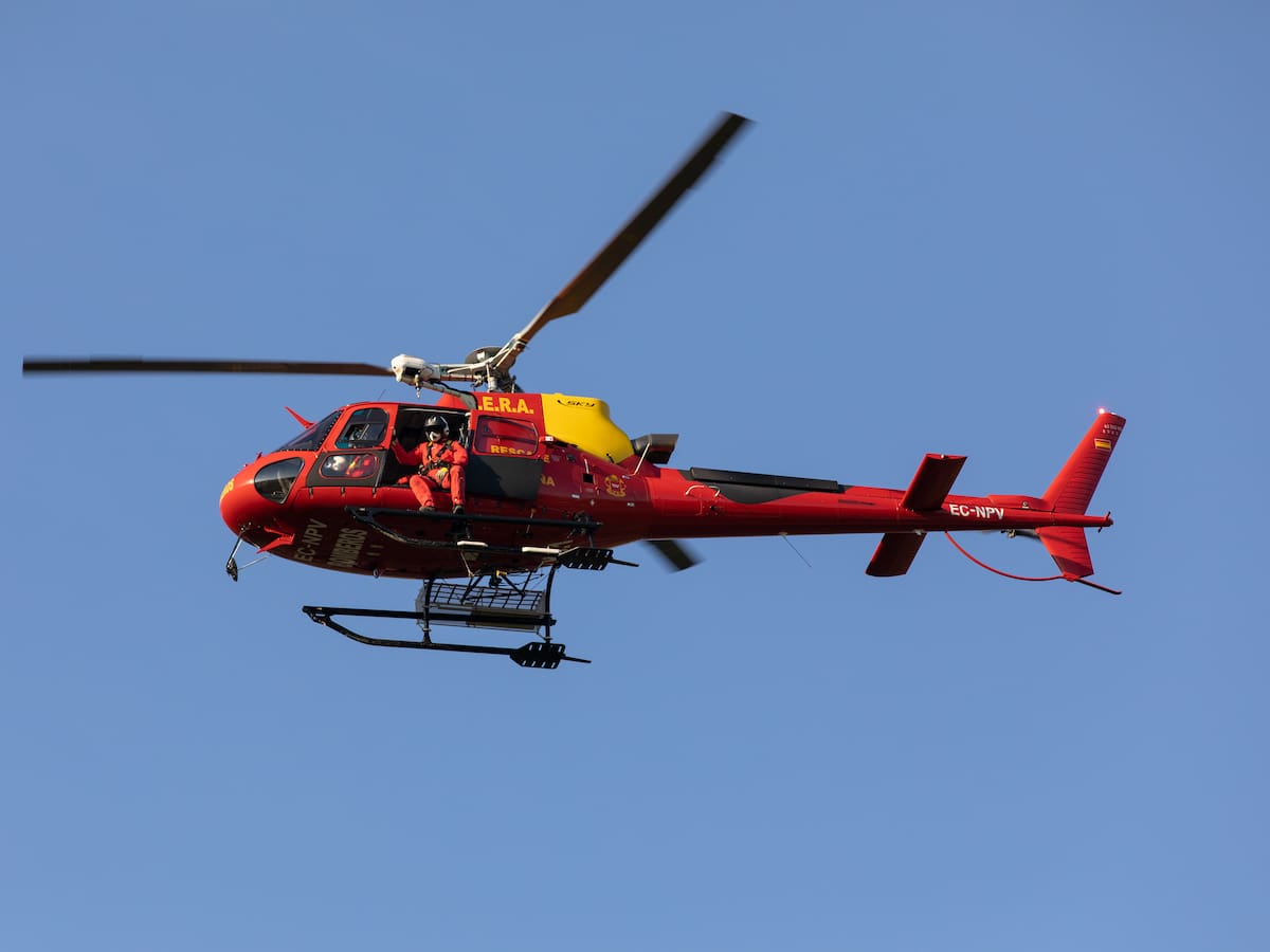 "Ahí abajo no hay luz: todo es por tacto": así trabaja el GERA en el 'Himalaya subterráneo' de Cantabria