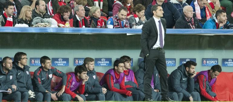 10/12/14 PARTIDO CHAMPIONS LEAGUE FASE DE GRUPOS GRUPO H
ATHLETIC DE BILBAO - BATE BORISOV
ERNESTO VALVERDE BANQUILLO