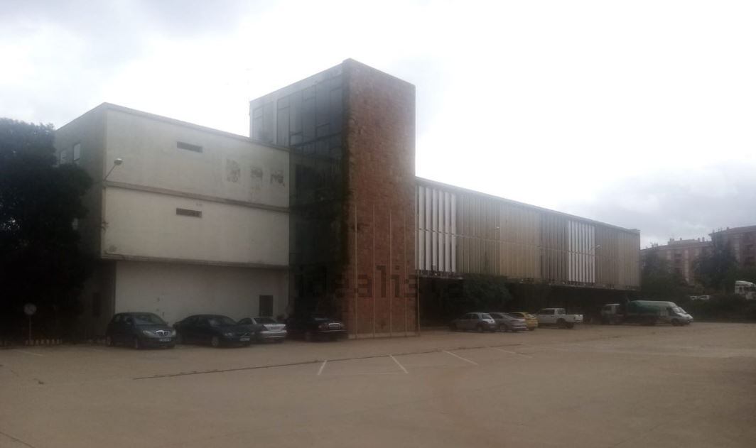 Edificio de oficinas del Parque de Santana de Linares.