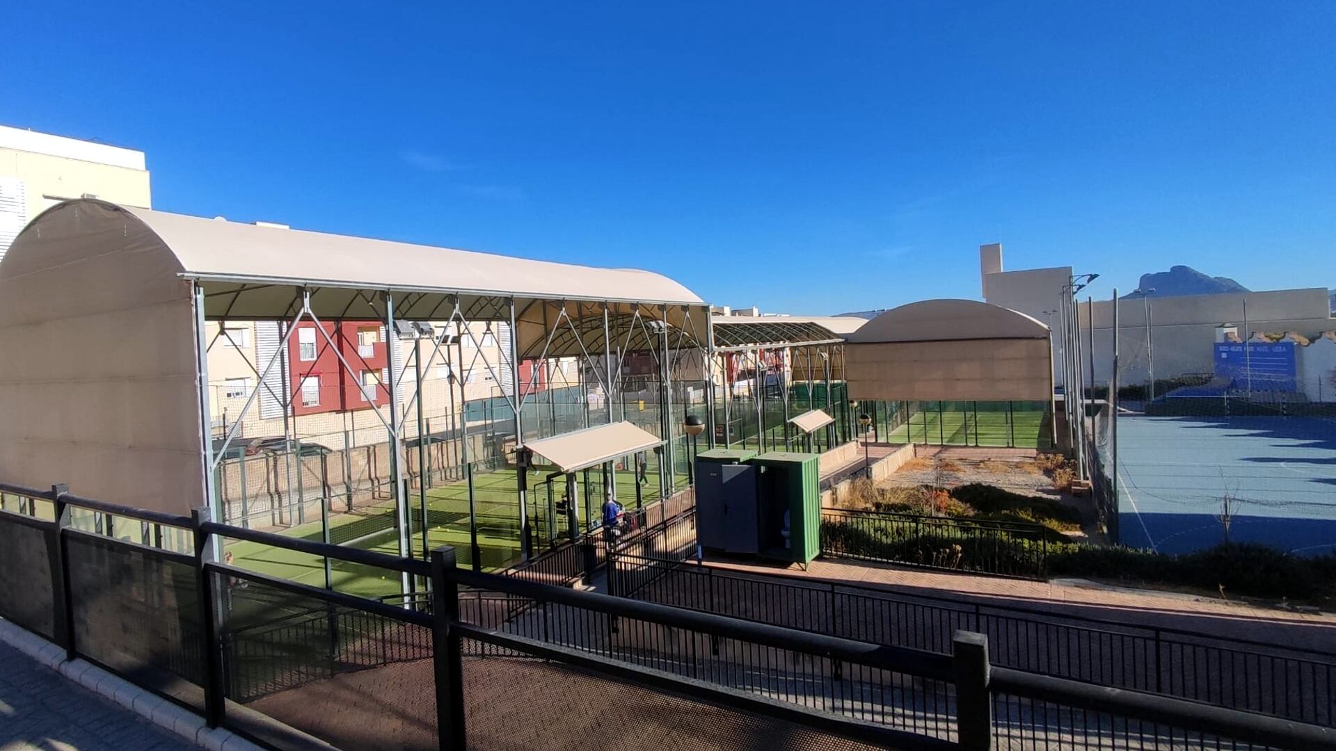 Pistas de pádel del Centro Deportivo &#039;La Quinta&#039; de Antequera