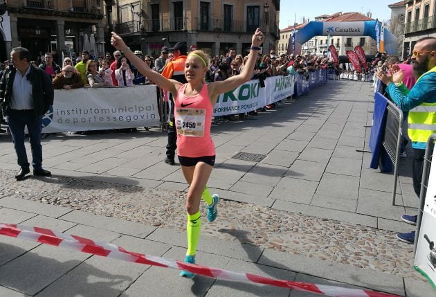 Mónica Gutièrrez ha parado el crono en una hora dieciseite minutos