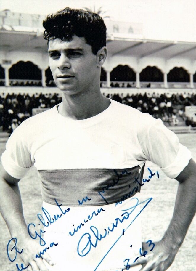 Álvaro fue uno de los artífices del primer ascenso de la historia del CD Tenerife a Primera División.