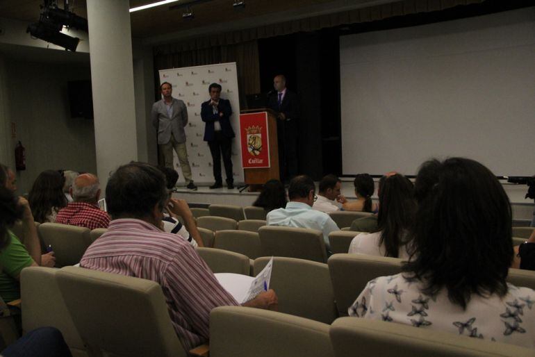 El viceconsejero de Desarrollo Rural, Jorge Llorente, durante las jornadas de producción ecológica realizadas en Cuéllar