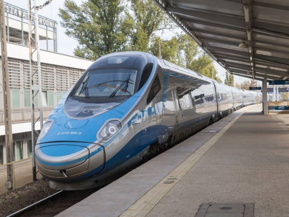 Ramos pide dejar trabajar para diseñar el mejor proyecto del AVE