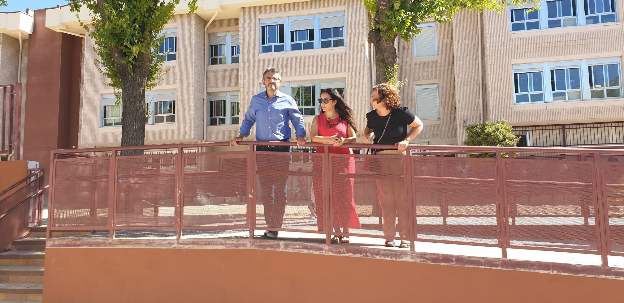 Visita del Gobierno Local de Alcobendas al CEIP Emilio Casado