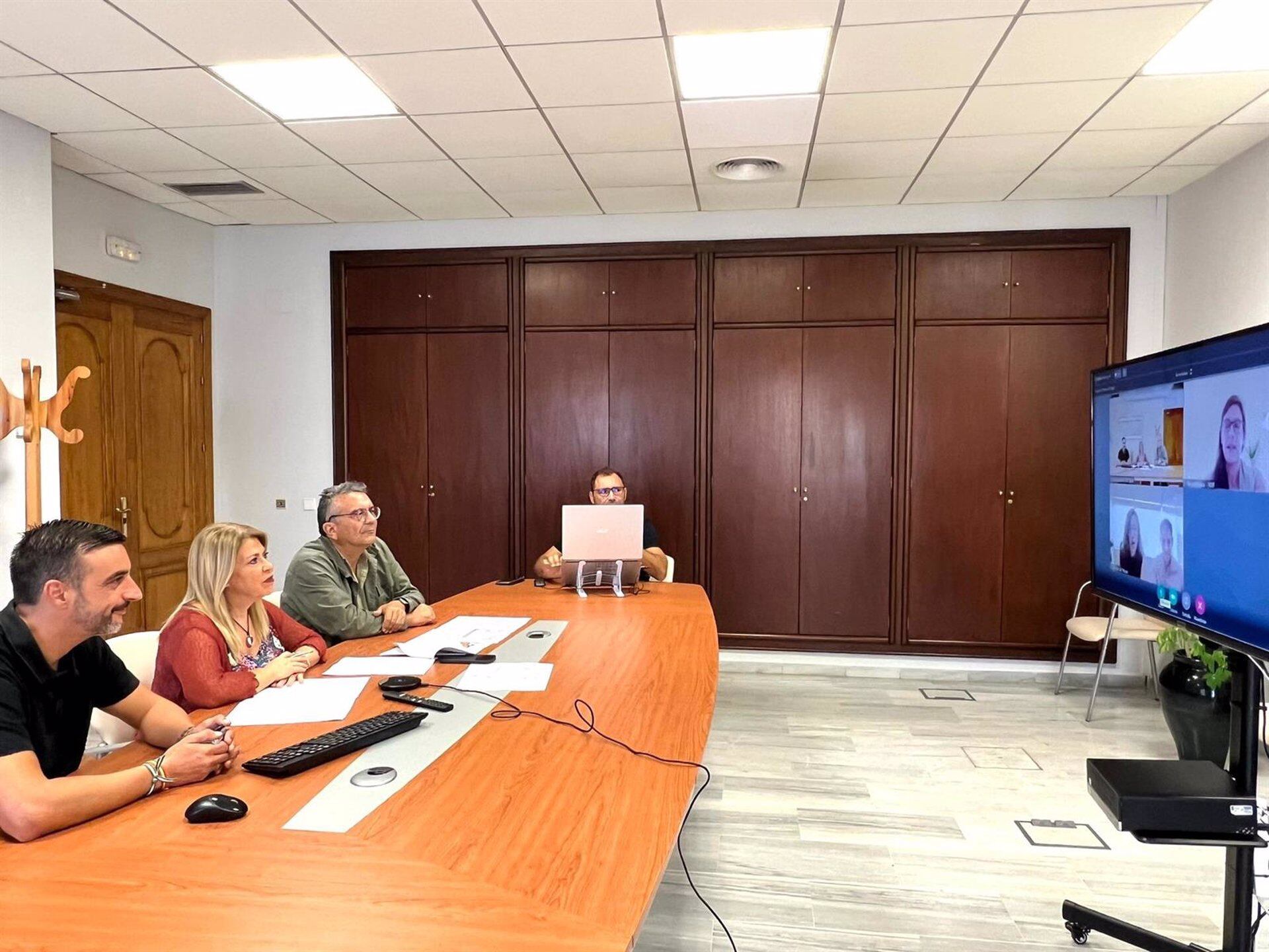 Imagen reunión telemática con Adif