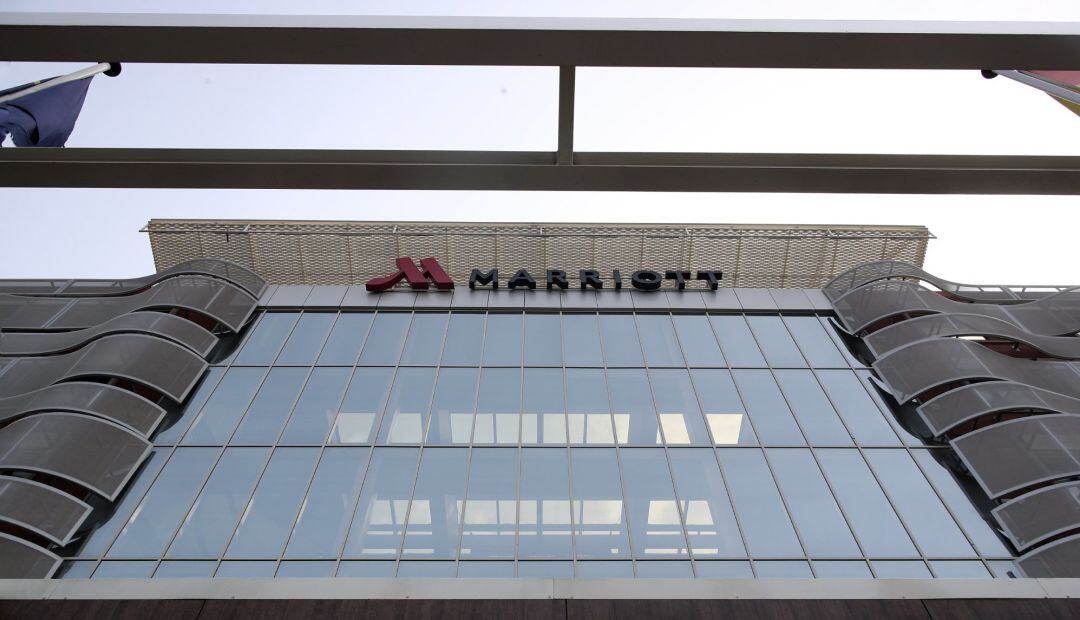 Fachada del Hotel Marriott Auditorium, que recibirá a pacientes de coronavirus en situación de prealta.