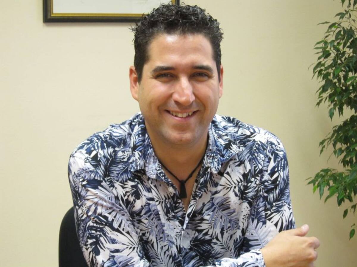 El pregonero de las fiestas de Novelda, Óscar Navarro afirma que su discurso tendrá “toques musicales”