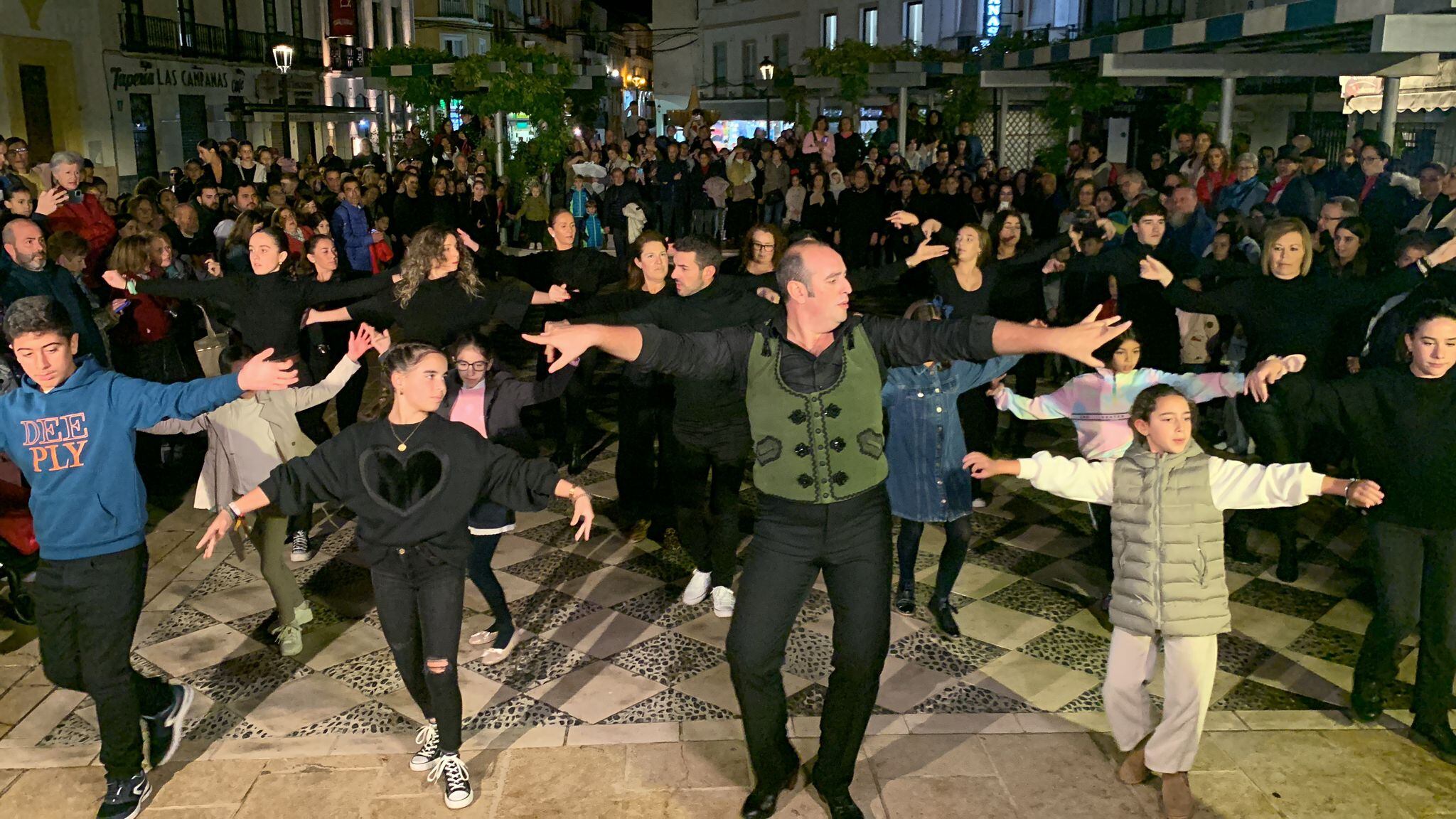 La programación con motivo del Día Mundial del Flamenco culminará este próximo sábado a las 20.00 horas con el espectáculo ‘Bodas de plata’ de Antonio el Pipa, en el teatro municipal ‘Vicente Espinel’