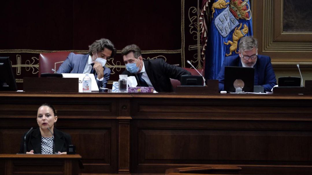 Pleno del Parlamento de Canarias