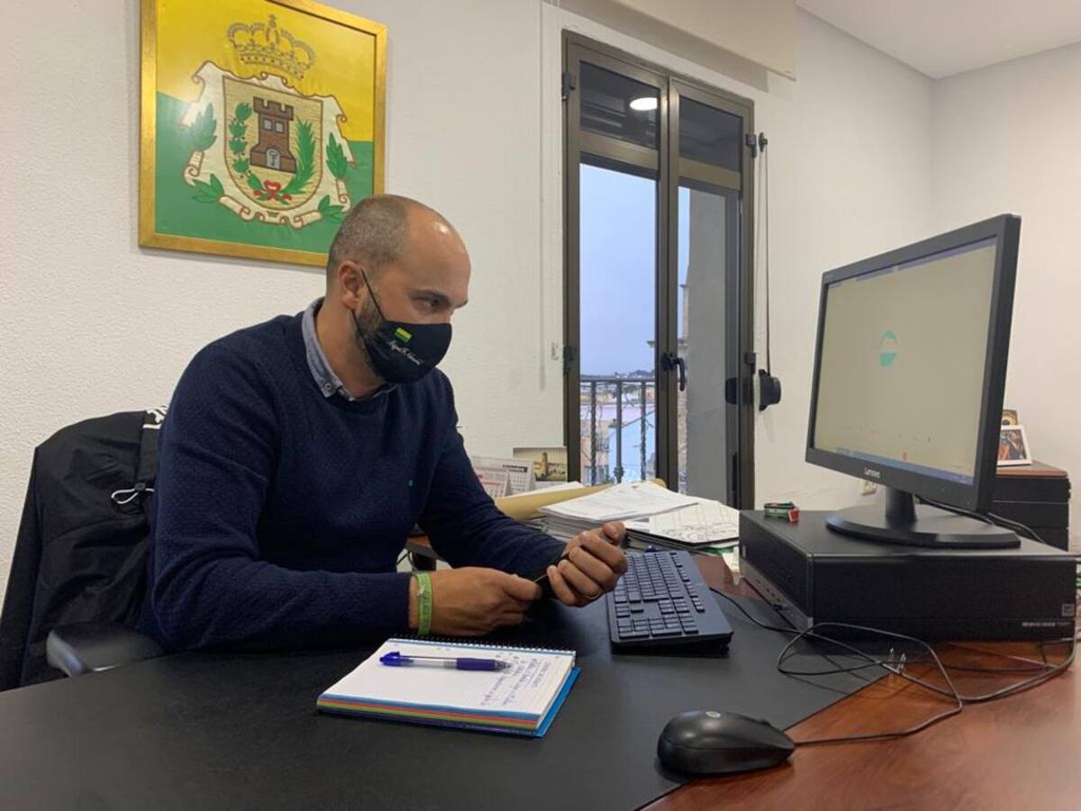 Los Barrios aprueba los reconocimientos y distinciones para el 28 de Febrero