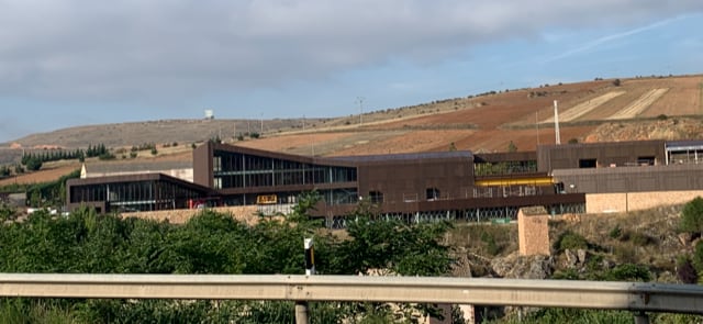 Al fondo, Parador de Turismo de Molina de Aragón