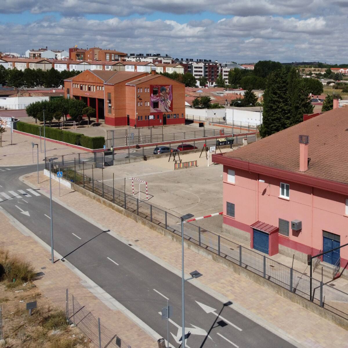 El colegio Santa Catalina se vuelve a quedar sin Auxiliar Técnico Educativo