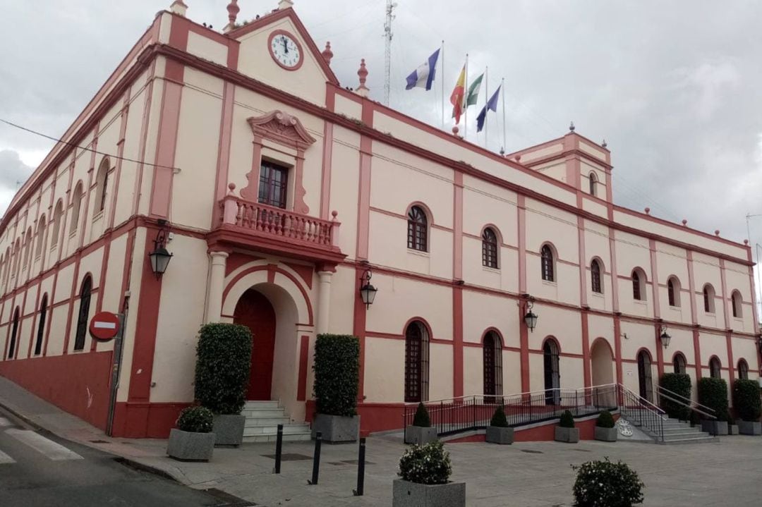 Fachada del Ayuntamiento de Alcalá de Guadaíra