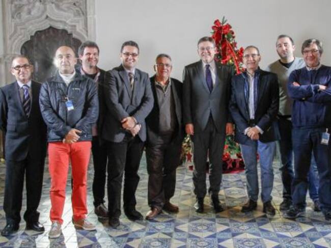 El equipo de Radio Valencia Cadena SER y la Universitat de València que ha participado en la grabación de la entrevista al President Puig