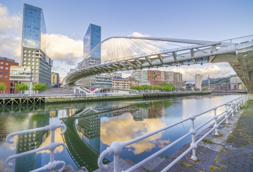 Bilbao se sitúa undécima en habitantes entre las ciudades de España.