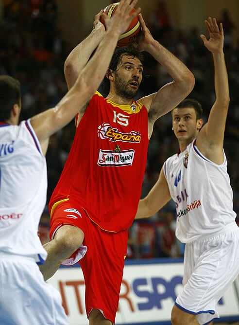 Garbajosa, durante el partido ante Serbia