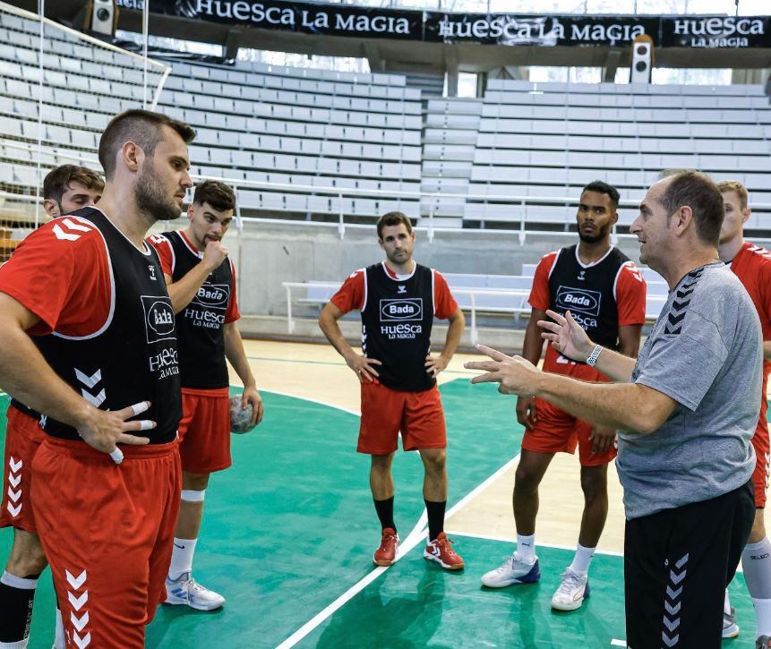 Bada Huesca encara la recta final de la primera vuelta