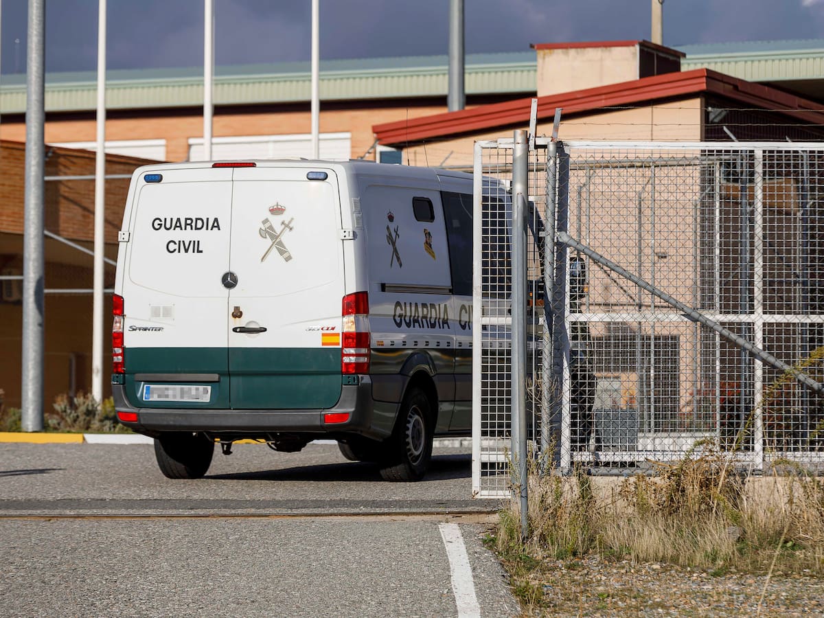 Seguridad frente a comodidad: el Supremo fuerza la presencia de Ábalos y Koldo pese a sus quejas por los traslados