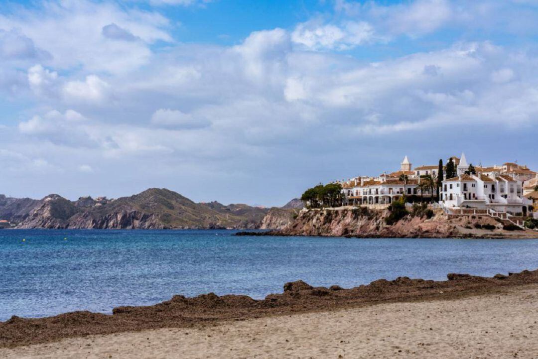 Foto de archivo de la Playa de Calabardina (Águilas).