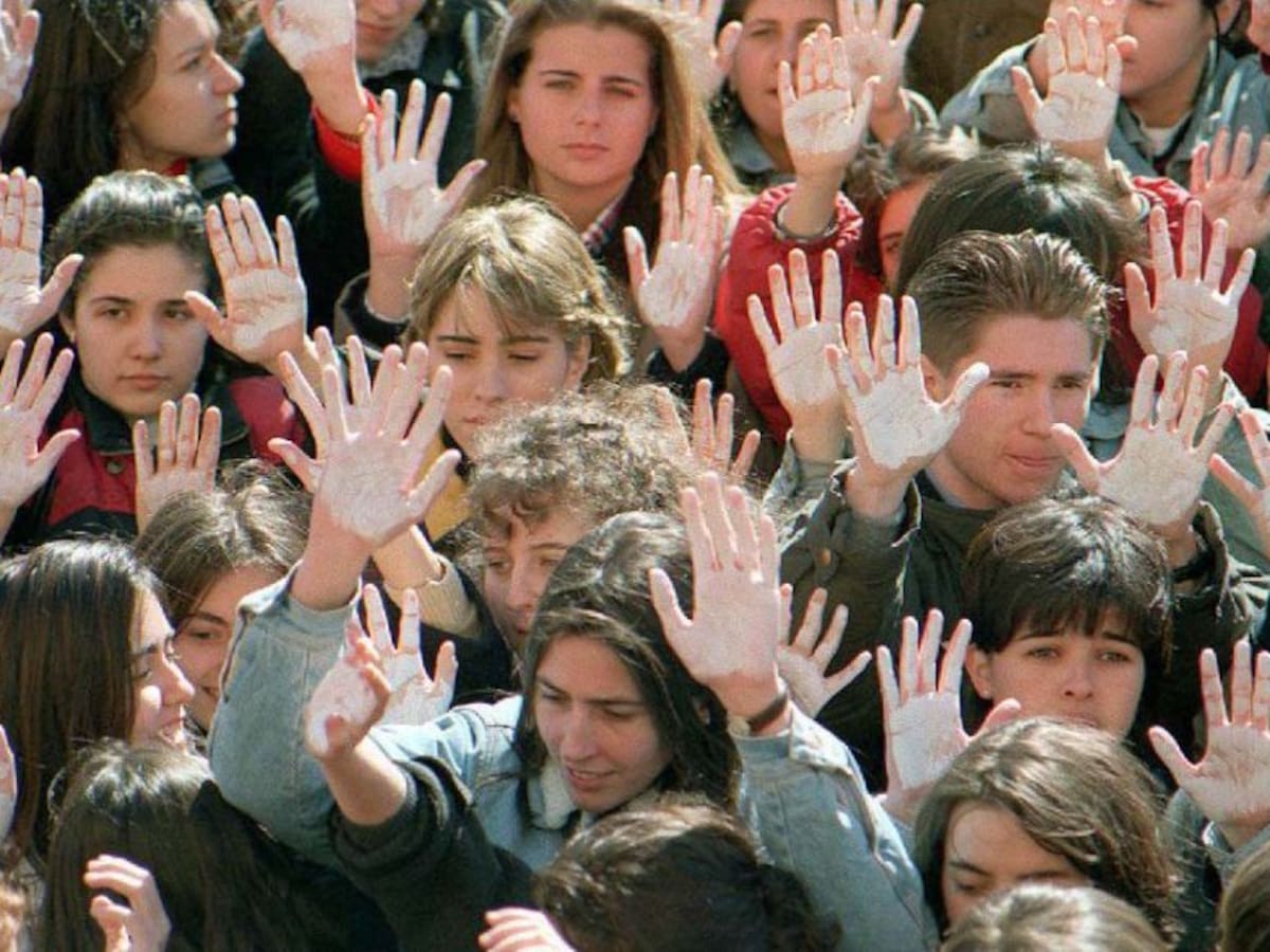 "Nunca pensamos que aquel gesto iba a tener la trascendencia que tuvo": 30 años de manos blancas contra ETA