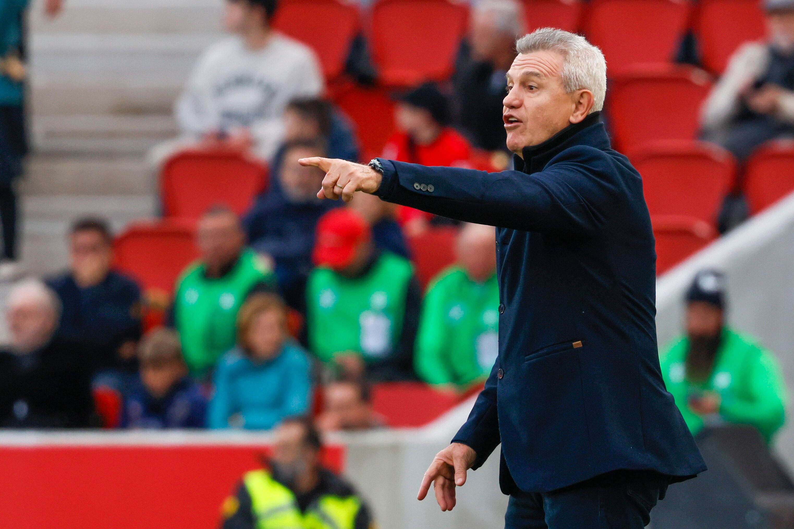 PALMA, 13/01/2024.- El entrenador del Mallorca, el mexicano Javier Aguirre, durante el partido de LaLiga entre el Mallorca y el Celta que se disputa este sábado en el estadio de Son Moix. EFE/CATI CLADERA
