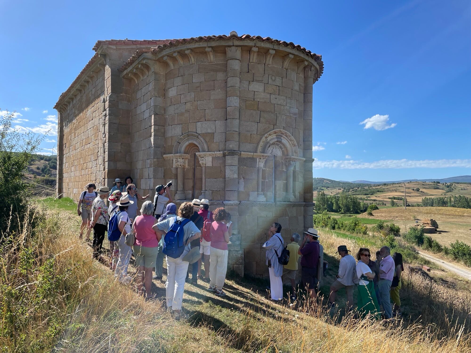 La Fundación Santa María La Real organiza el taller &#039;De lo romano a lo románico&#039; en el que participan 80 personas