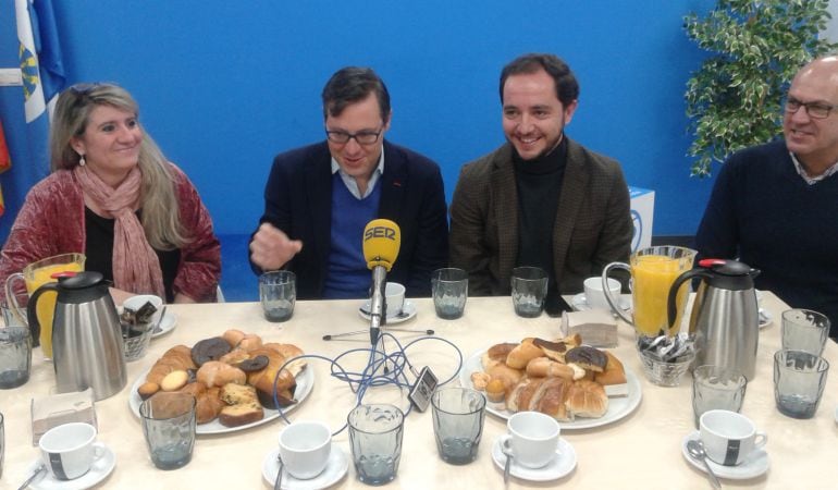 Sergio López ha estado acompañado por el vicesecretario de Política Social ySectorial del PP en la región.