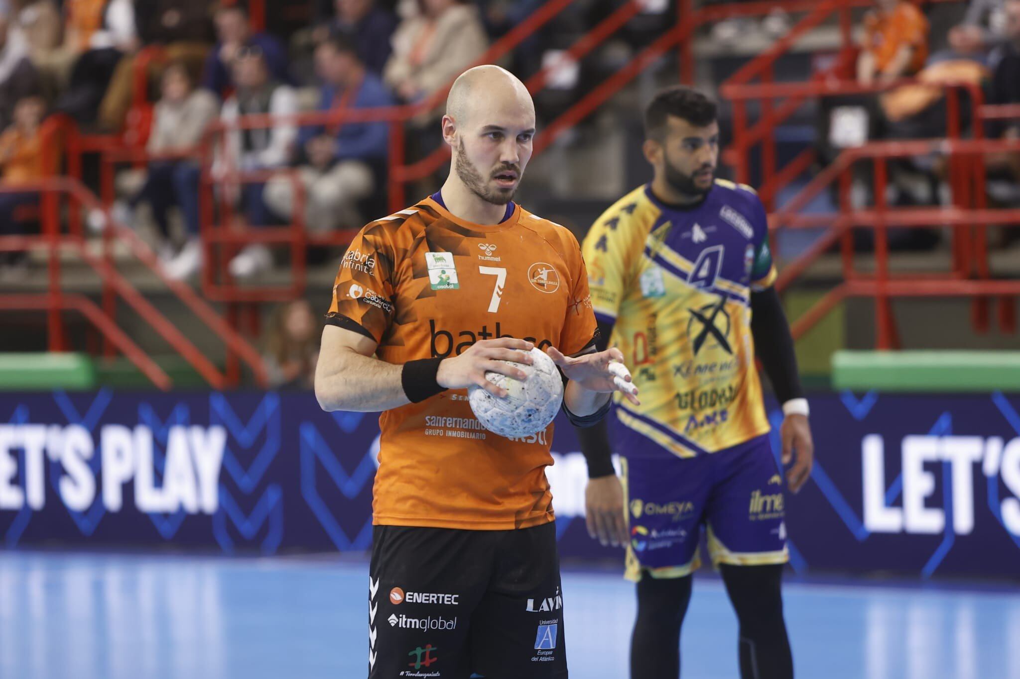 Adrián Fernández, durante su último partido de la temporada