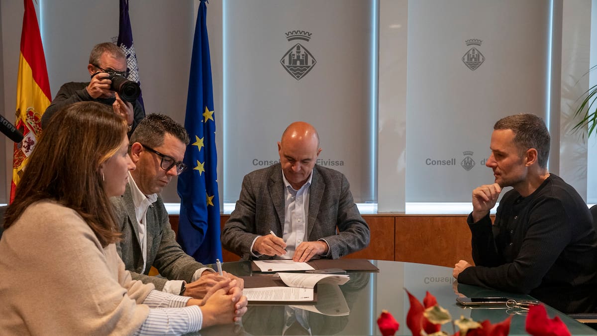 Firmado el convenio para financiar la reforma del primer cinturón de ronda de Ibiza