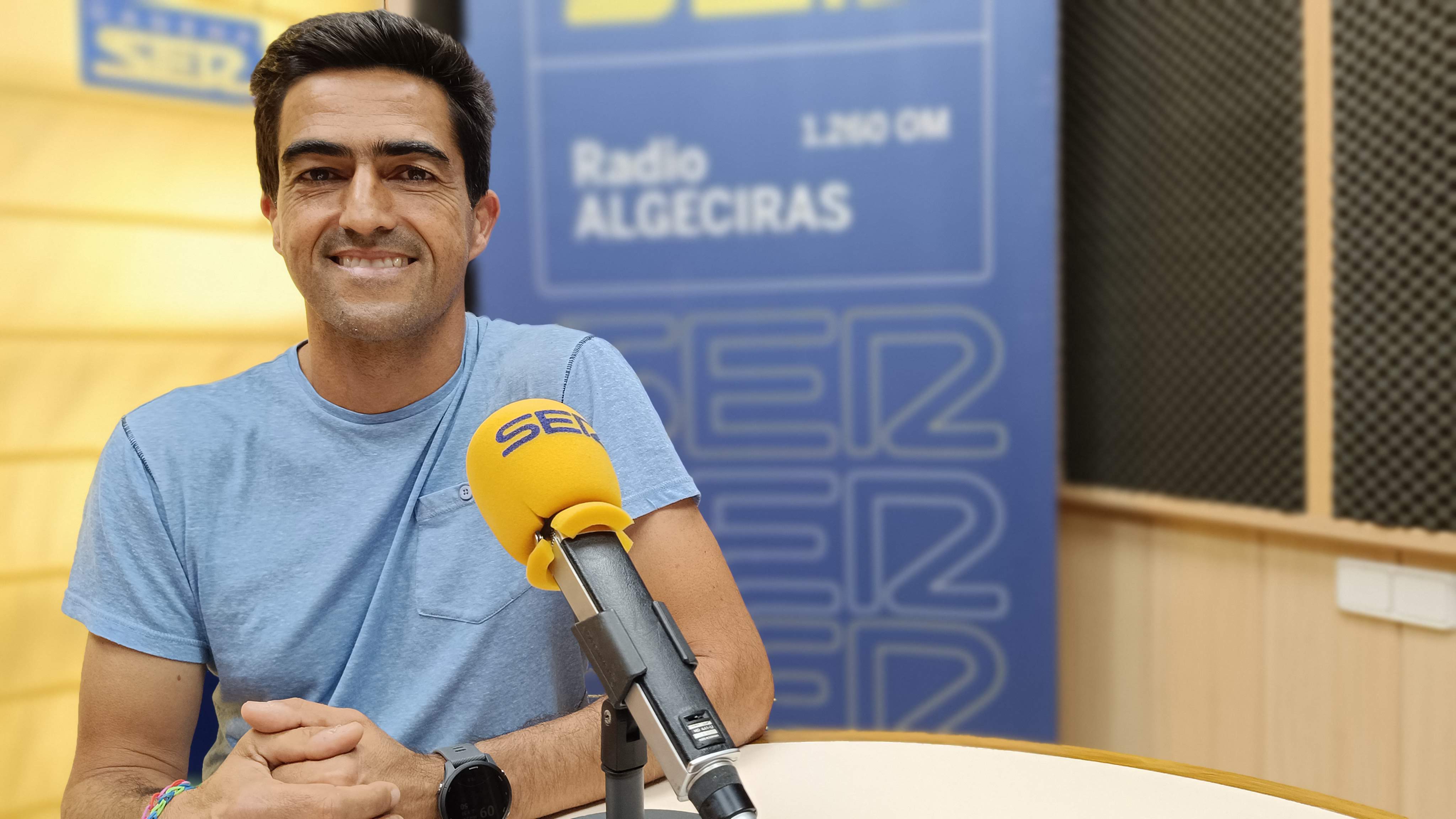 Juan Manuel Palmero, licenciado en Psicopedagogía y profesor de educación primaria en el colegio Pedro Simón Abril de La Línea. Coordinador del proyecto “El Cole de la Emociones”