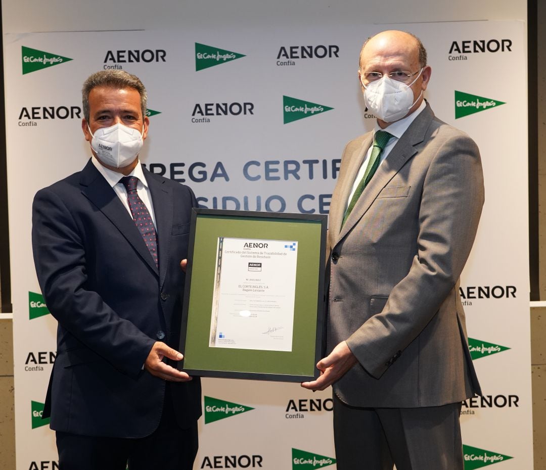 El Corte Inglés consigue la certificación AENOR de &quot;Residuo Cero&quot; para todos sus centros de la Región