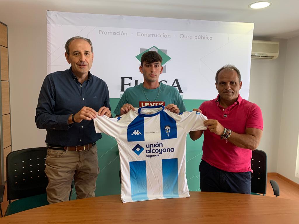 Javi Montava en su presentación como jugador del Alcoyano