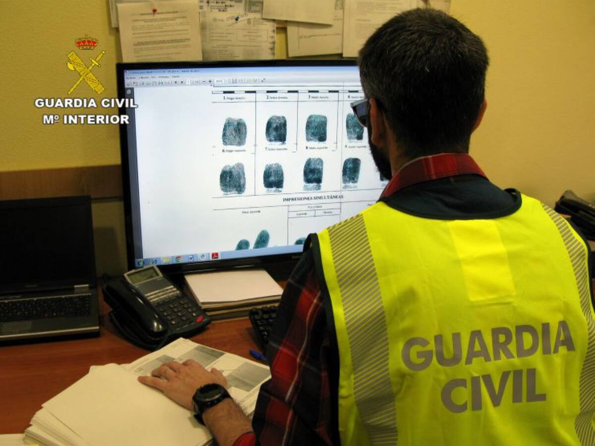 Detenidos cuatro menores por robar presuntamente en viviendas de San Pedro del Pinatar