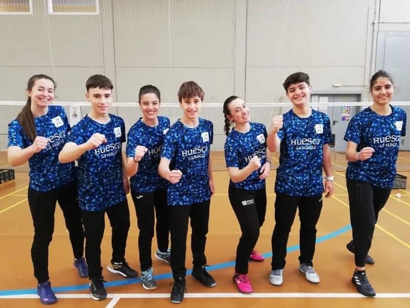 Equipo B del Bádminton Huesca La Magia