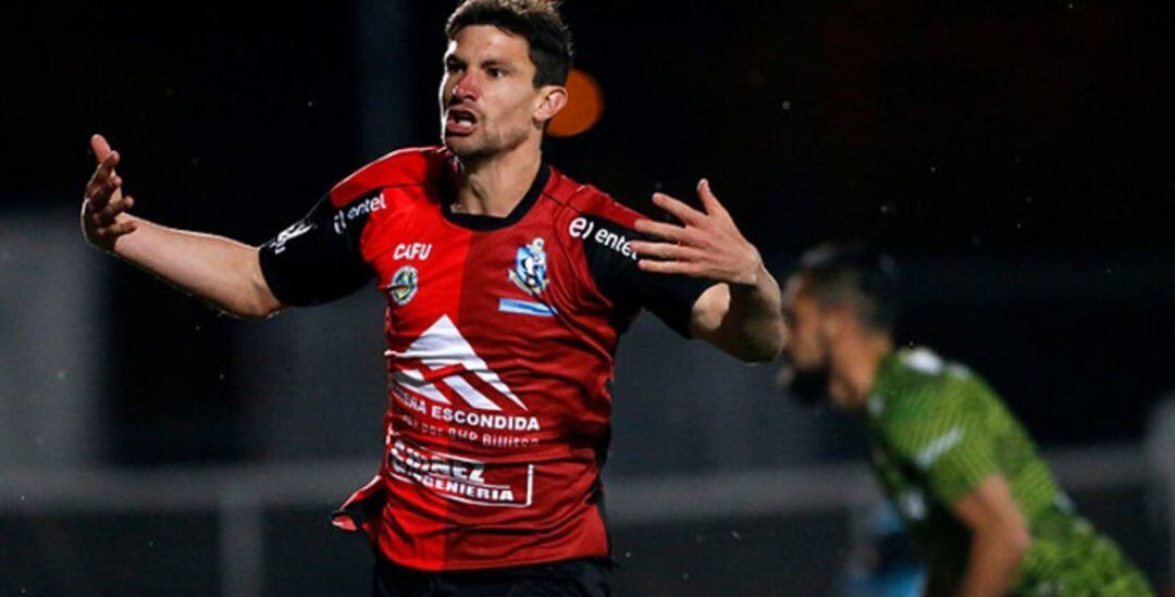 La llegada de Ciampichetti a León se sigue demorando