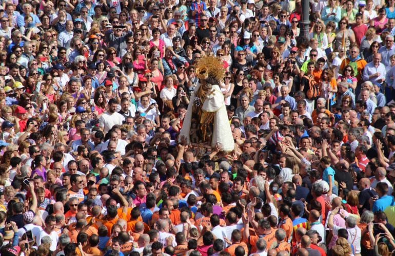 Traslado de la Virgen de los Desamparados en Valencia