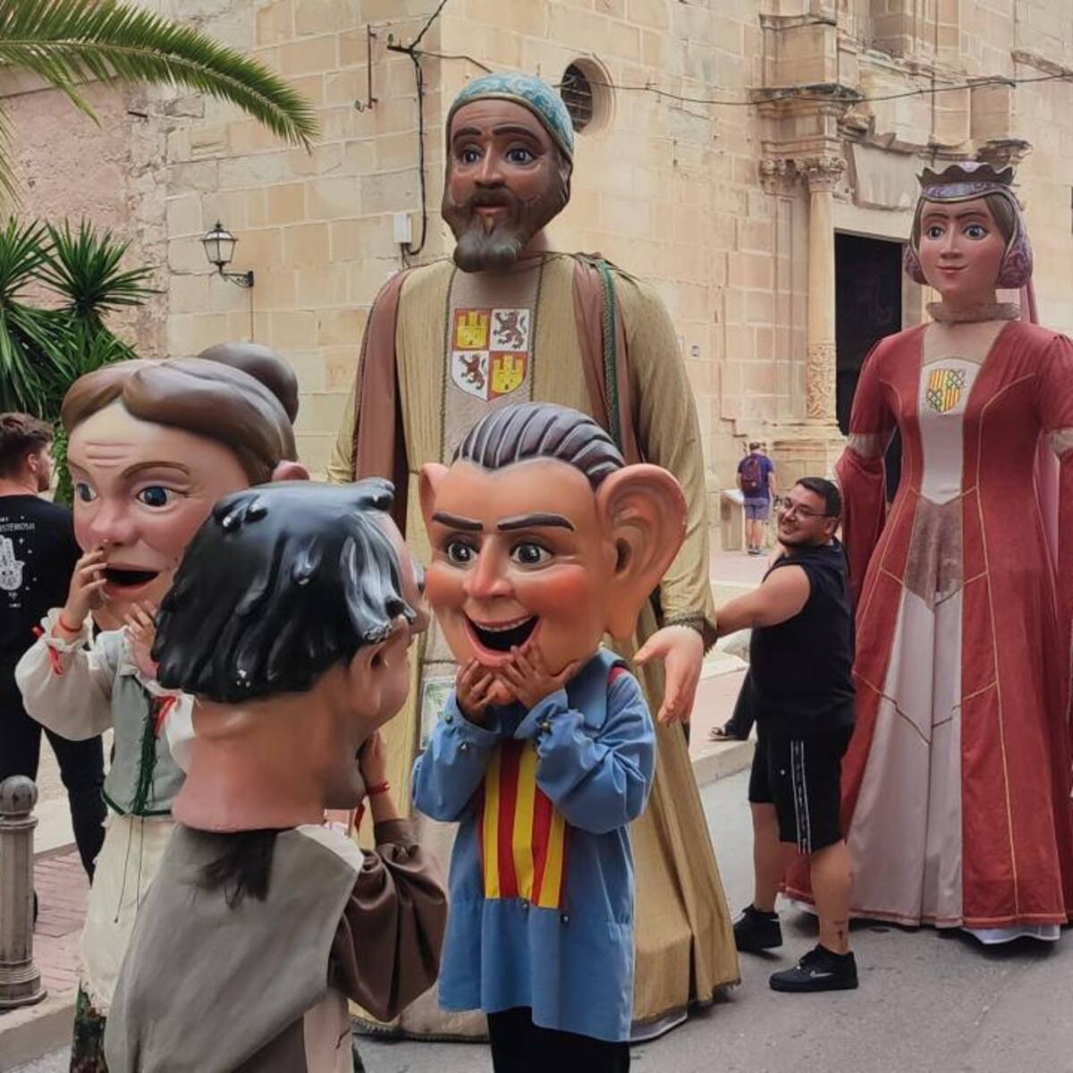 Los Gigantes y Cabezudos de El Rabal participarán en el encuentro XXIV Encuentro de Villa de Abarán