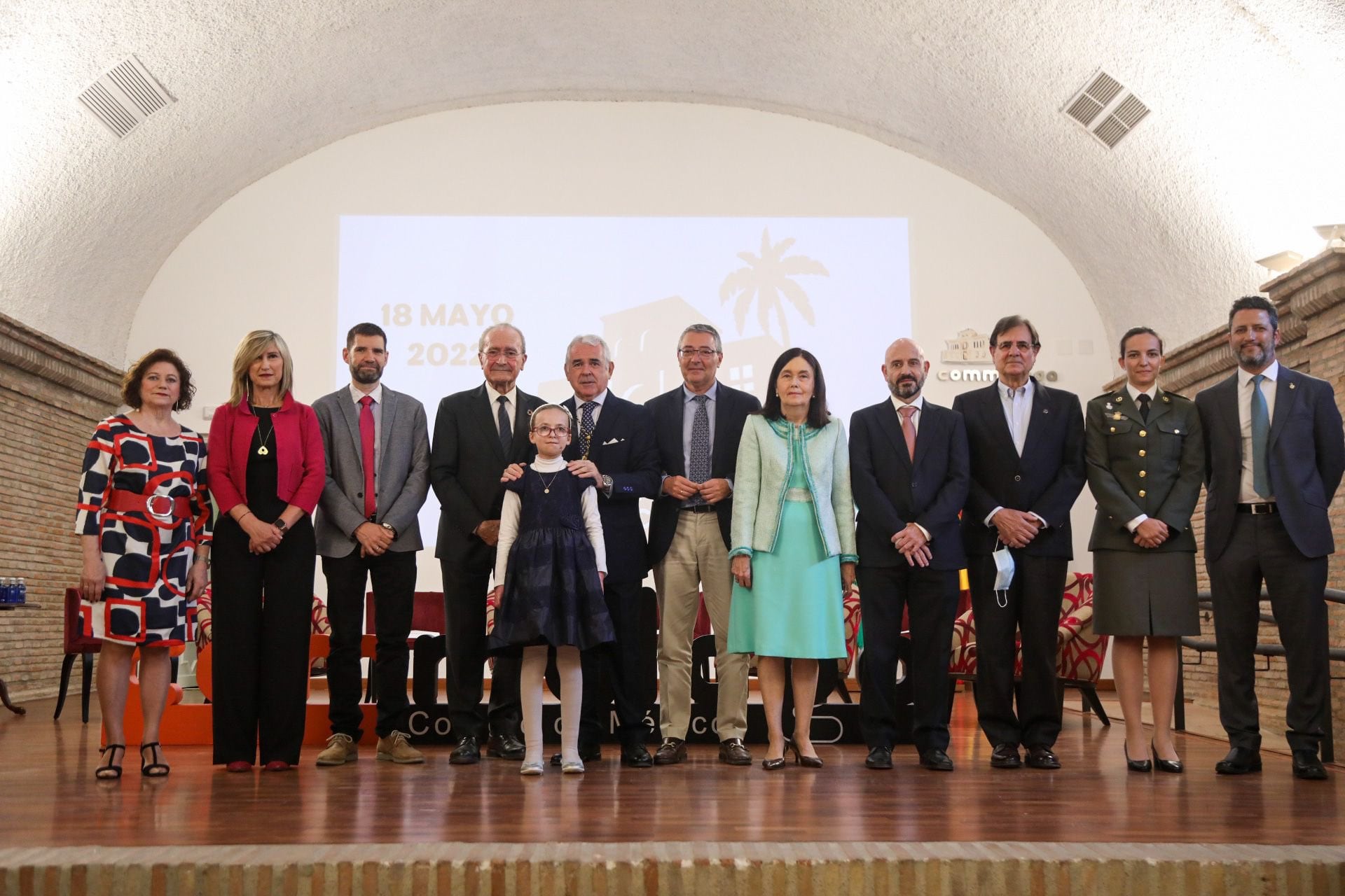 Foto de familia de los galardonados