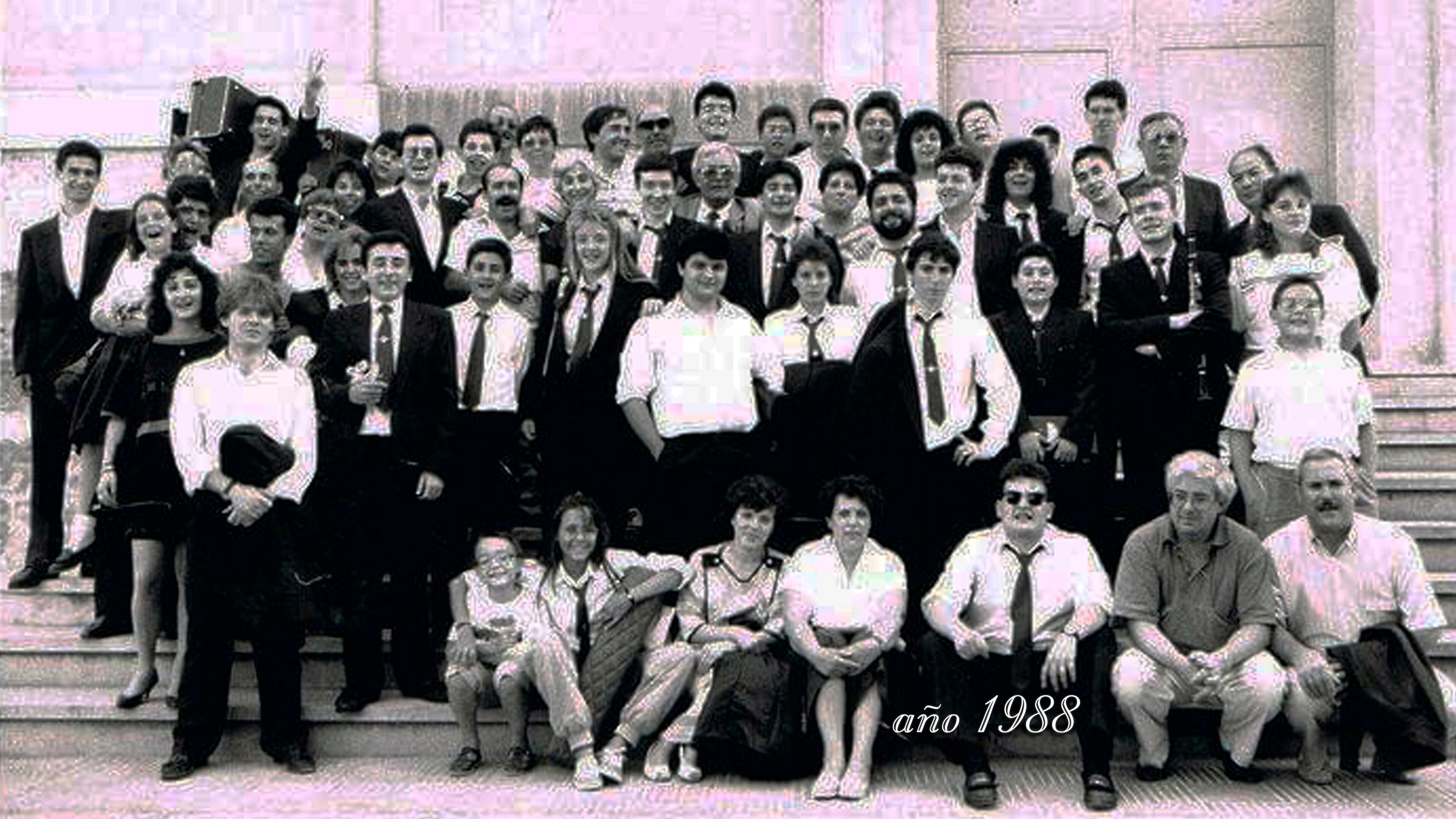 imagen de archivo de la AMCE Santa Cecilia, año 1988