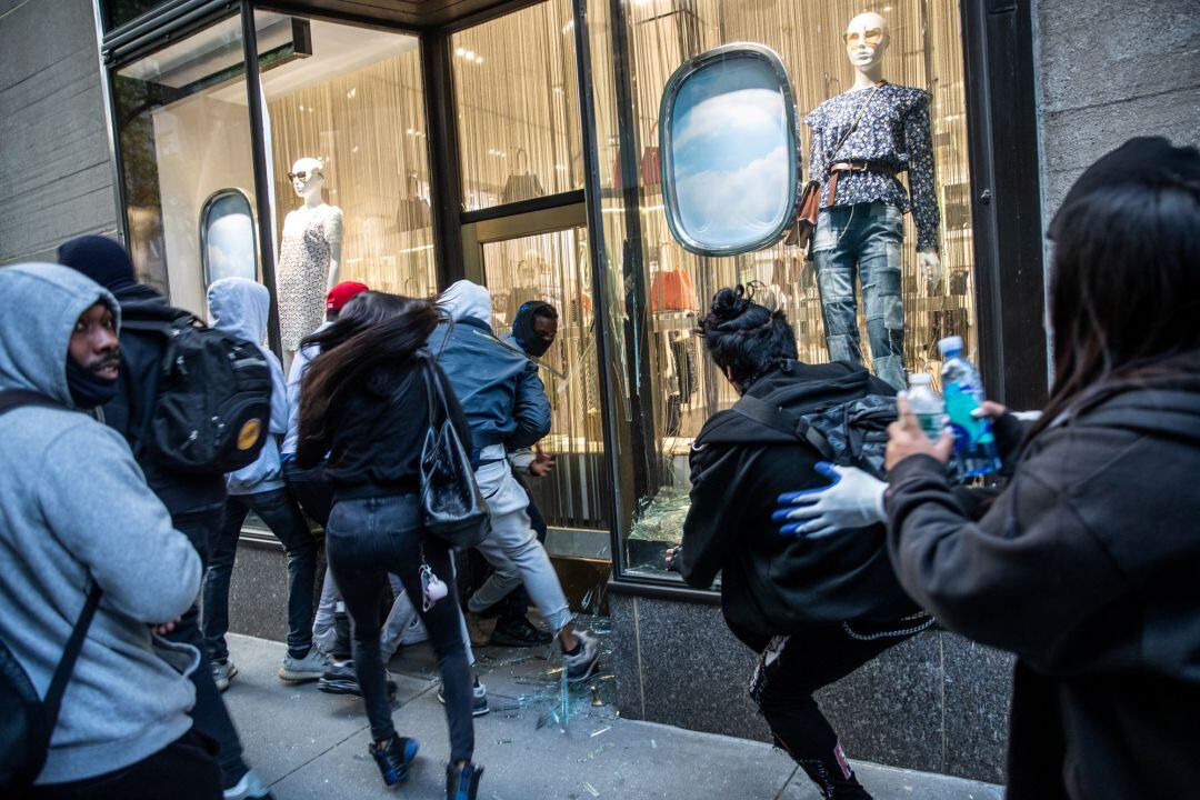 Protestas y saqueos en Nueva York.