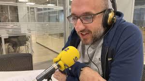 Javier Ajenjo en los estudios Isilla de Radio Aranda - Cadena SER