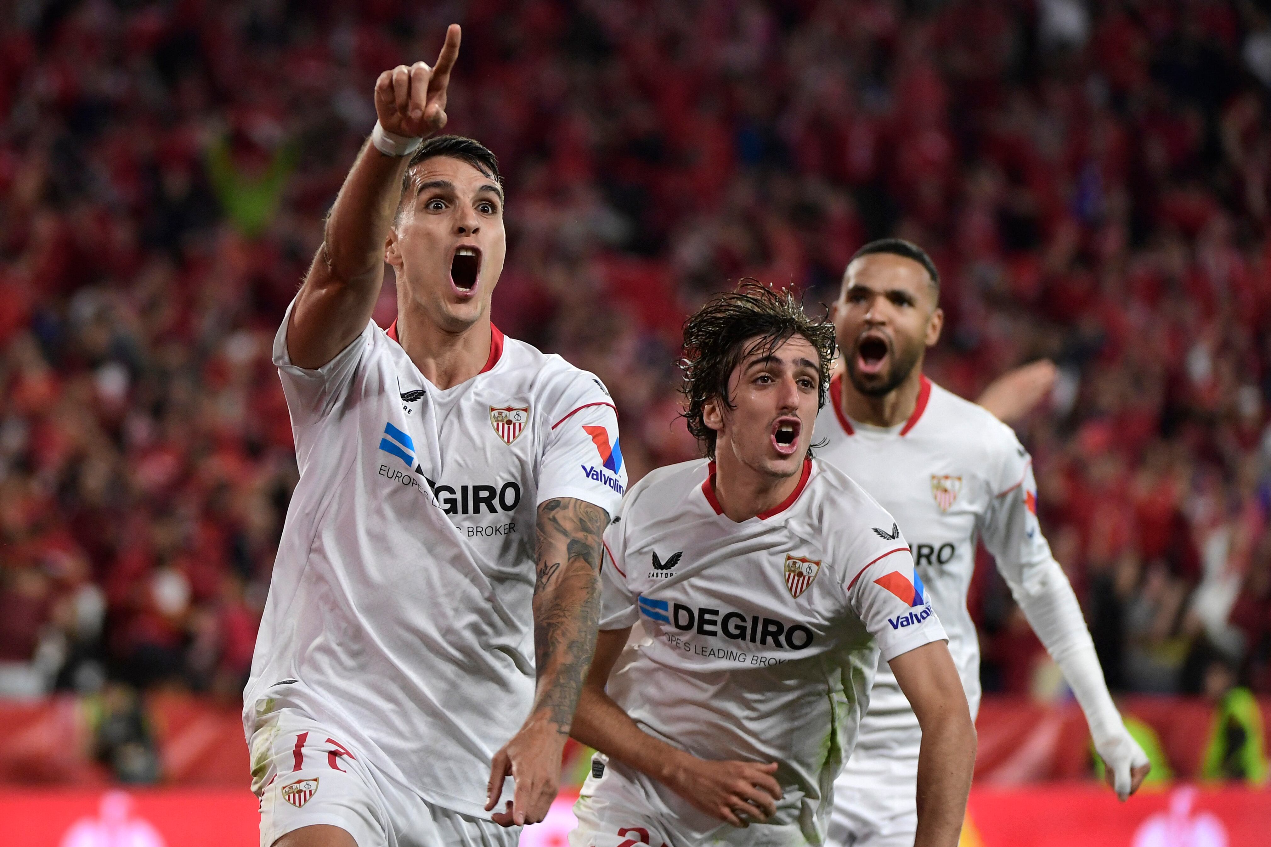 Lamela celebra el 2-1 en el partido entre Sevilla y Juventus que mete al equipo español en la final de la Europa League