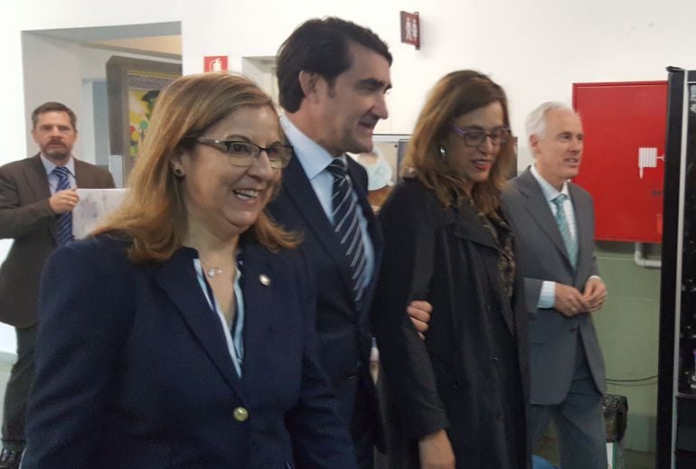 El consejero de Fomento y Medio Ambiente visita el Campus Universitario de Palencia acompañado de la vicerrectora, la presidenta de la Diputación y el delegado de la Junta de Castilla y León