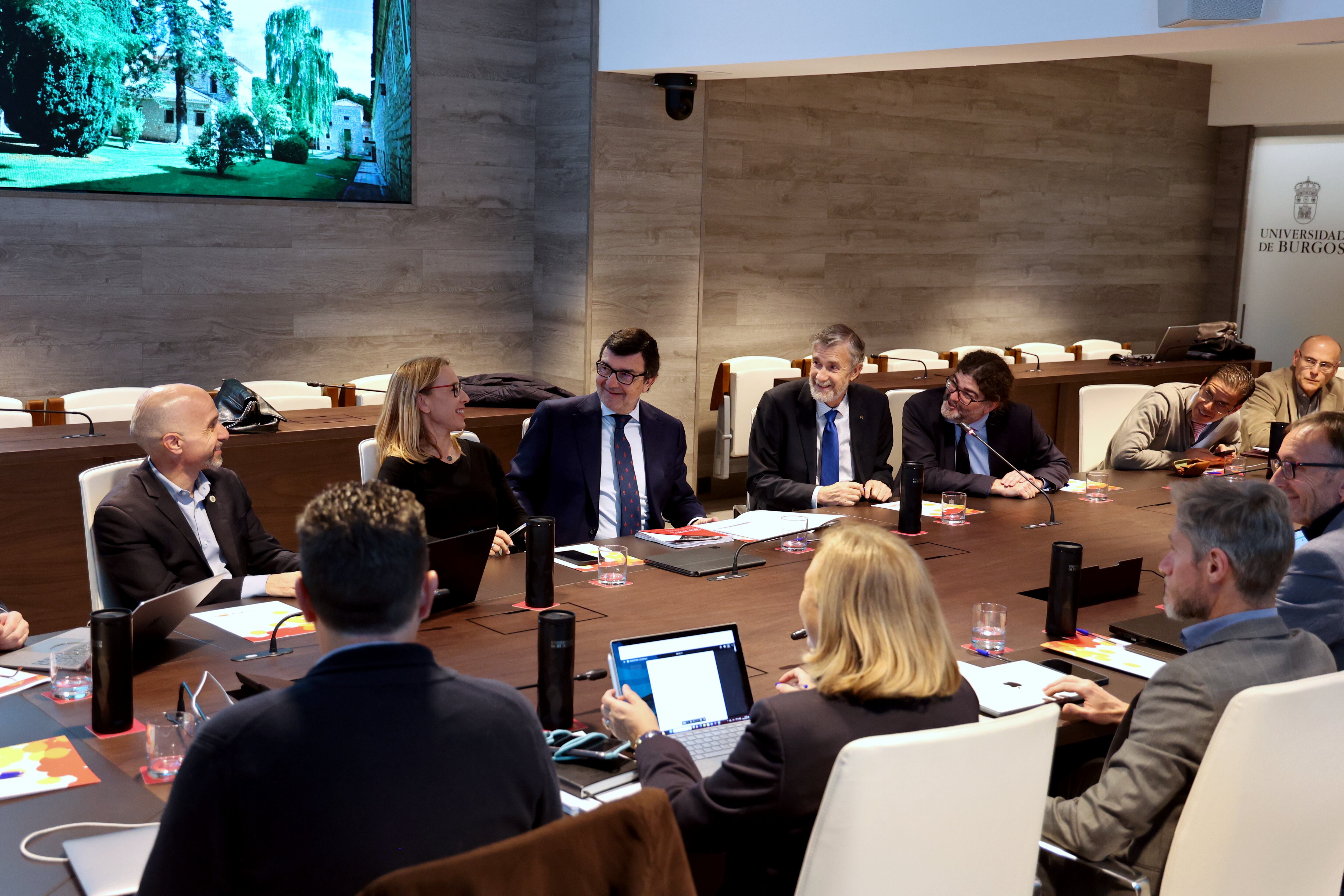 Reunión de la Red de Fundaciones Universidad y Empresa celebrada en la Universidad de Burgos. / Foto: UBU Olena Cherkun
