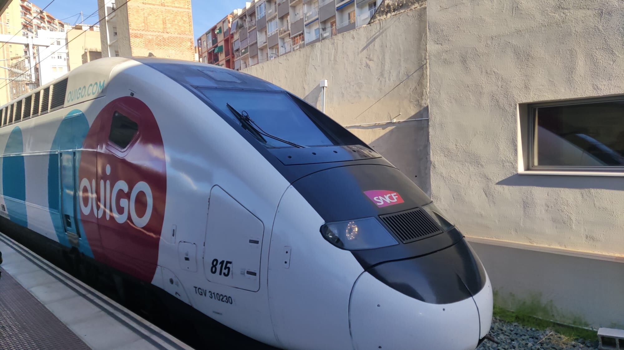 Tren de Ouigo en la estación Término de Alicante