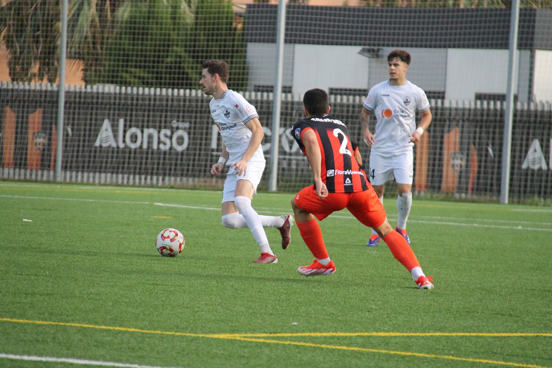 Imagen del partido del sábado en el Municipal de la Patacona (Foto: Ontinyent 1931 CF)