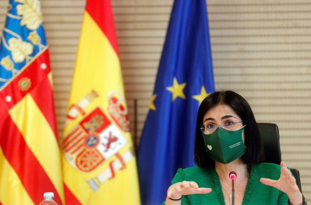 La ministra de Sanidad, Carolina Darias, durante su comparecencia tras la reunión para abordar la situación actual de la pandemia y el plan de vacunación en la Comunitat Valenciana