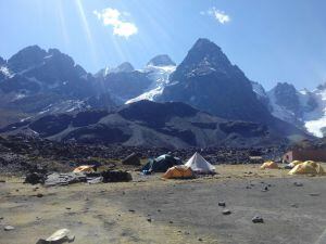 Camapamento base de la expedición.